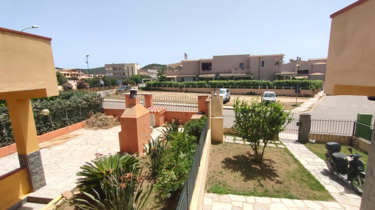 Oasy4 Apartment Villasimius Bagian luar foto
